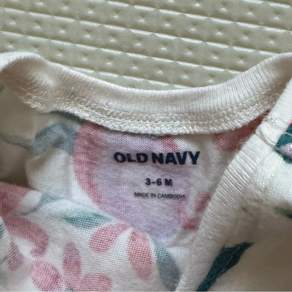 Old Navy|Baby girl white floral sundress,Sleeveless in soft fabric•••3-6M,boho